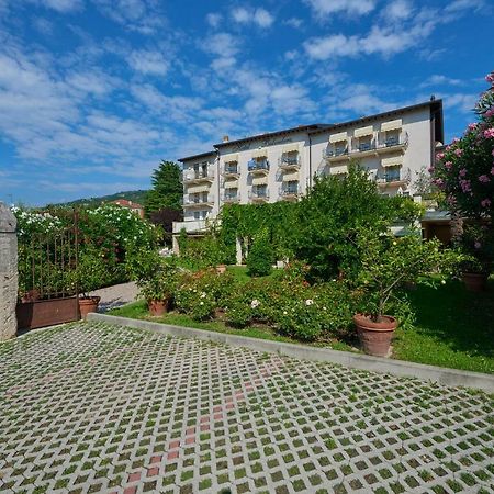Hotel Belvedere Torri Del Benaco Luaran gambar