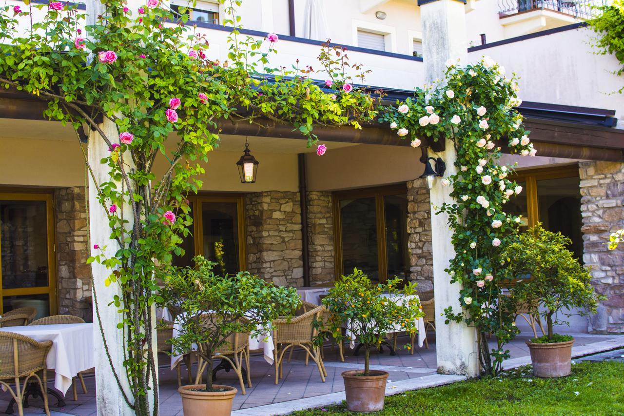 Hotel Belvedere Torri Del Benaco Luaran gambar