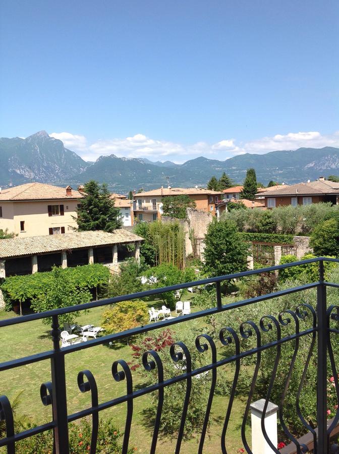 Hotel Belvedere Torri Del Benaco Luaran gambar