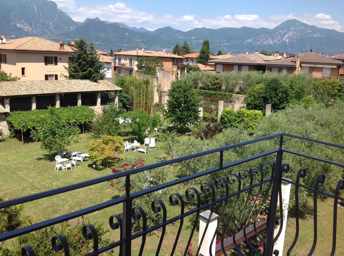 Hotel Belvedere Torri Del Benaco Luaran gambar